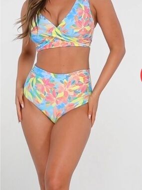 Sunsets two piece swimsuit